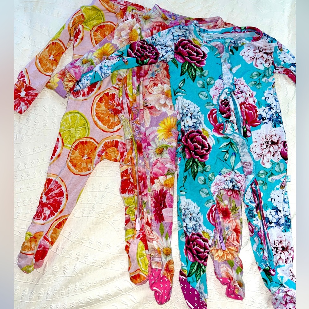 Posh Peanut Footies 3 Bundle GUC 3-6m